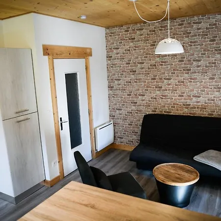 아파트 Coniferes Furnished Flat *